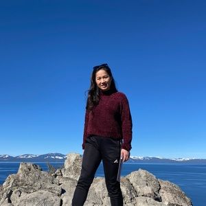 Meet your Posher, Elizabeth